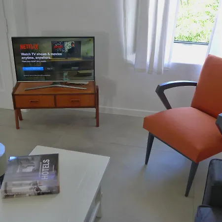 Διαμέρισμα Glitterati Corner Mykonos Town