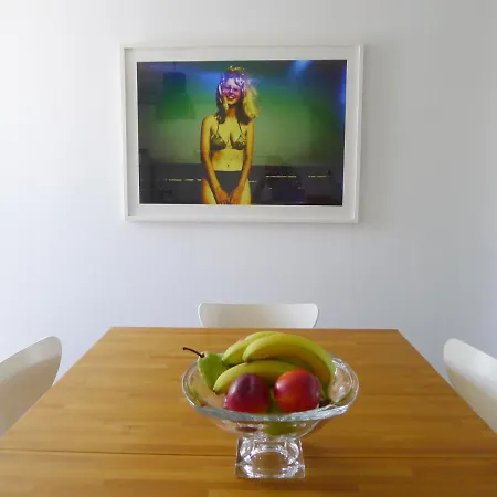 Glitterati Corner Mykonos Town