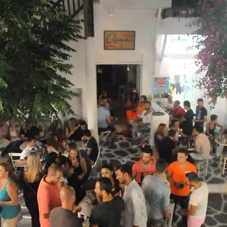 아파트 Glitterati Corner